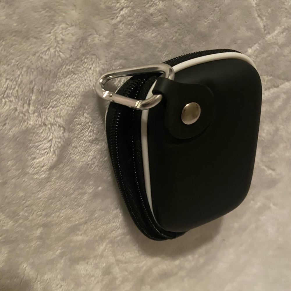 RooCase small black bag storage case